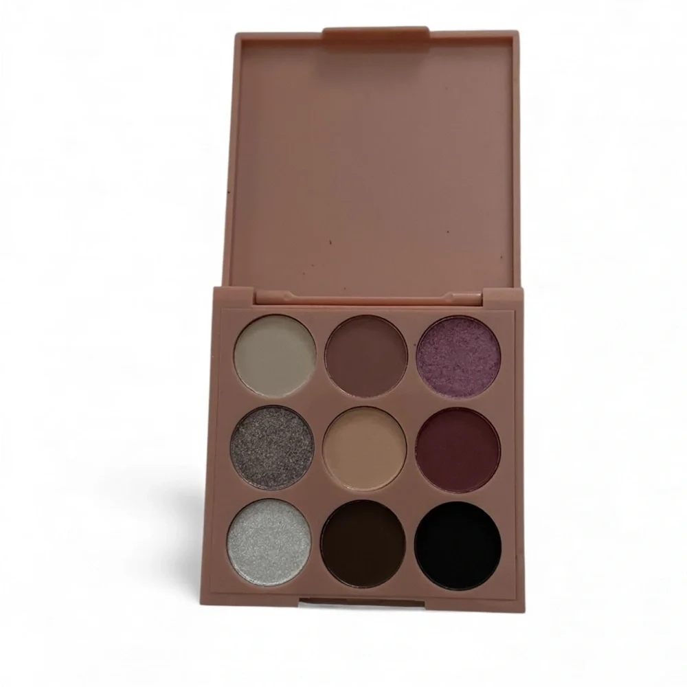 Estate Matte and Shimmer Eyeshadow Palette
